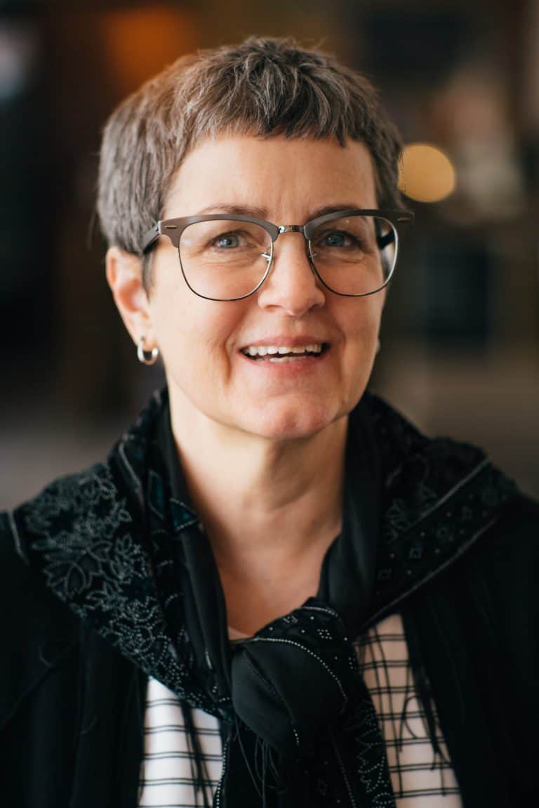 Headshot of Joni Sackett