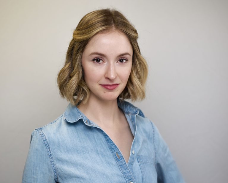Headshot of Lauren Galliart