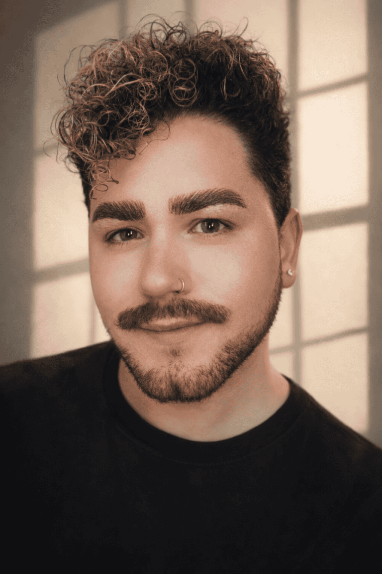 Headshot of Miguel Davidson