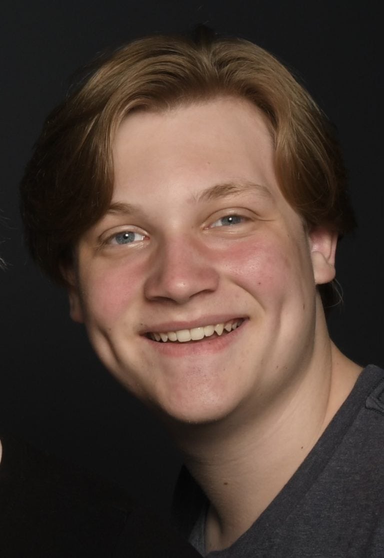 Headshot of Samuel Larson